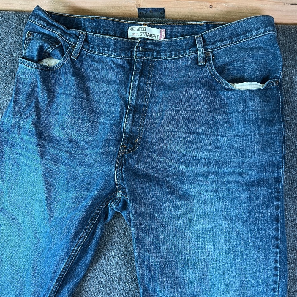 Levi's 559 Jeans Mens 44x33 Blue Denim Cotton High Rise Relaxed Fit Straight Leg